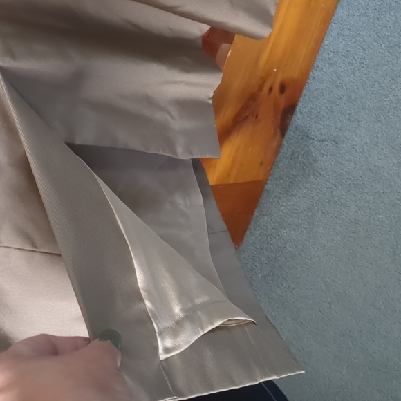 CAROLINA HERRERA* 100% silk beaded faux cowl sleeveless mid length size 12 dress - Picture 9 of 17